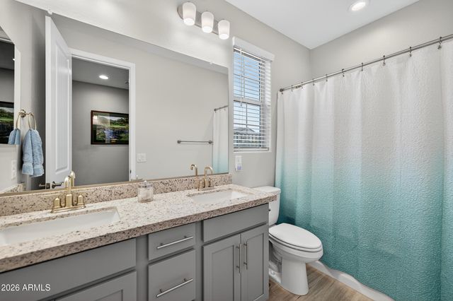 10218 W PICCADILLY Road, Avondale, AZ 85392