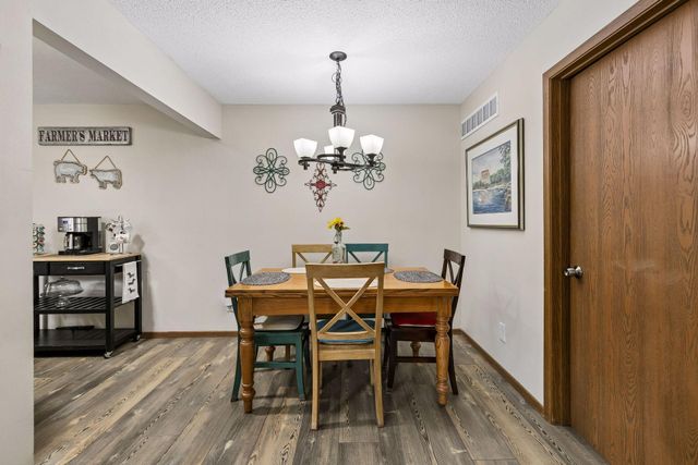 8730 134th Street W, Apple Valley, MN 55124
