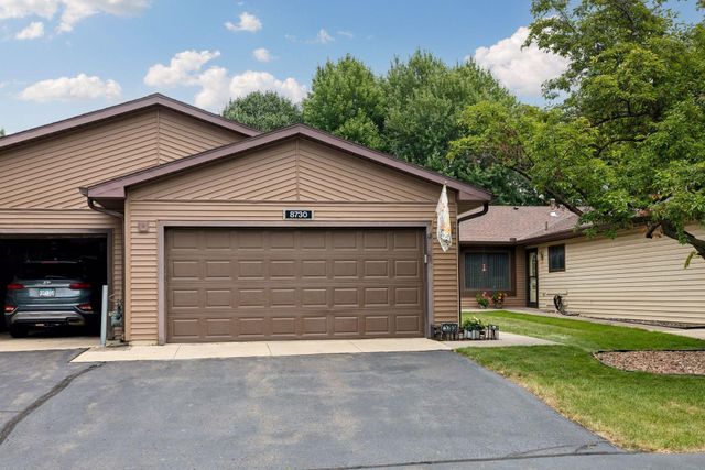 8730 134th Street W, Apple Valley, MN 55124