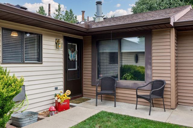 8730 134th Street W, Apple Valley, MN 55124