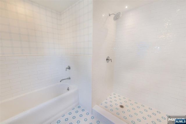 115 Overlook Terrace, Bloomfield, NJ 07003