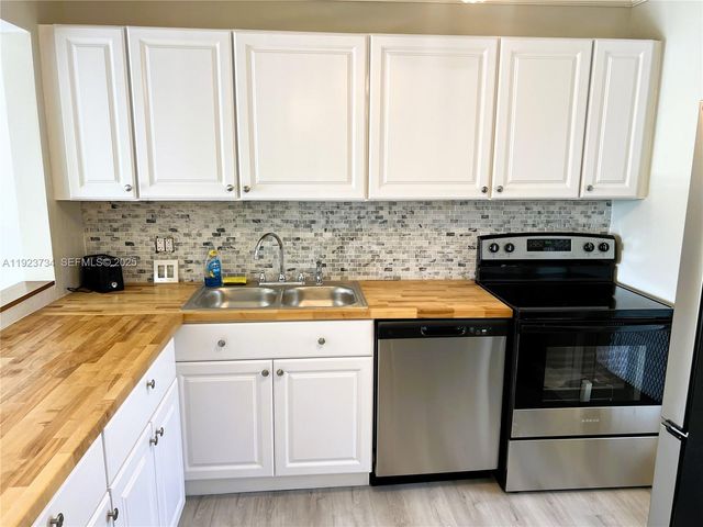 4800 Hillcrest Ln 408, Hollywood, FL 33021