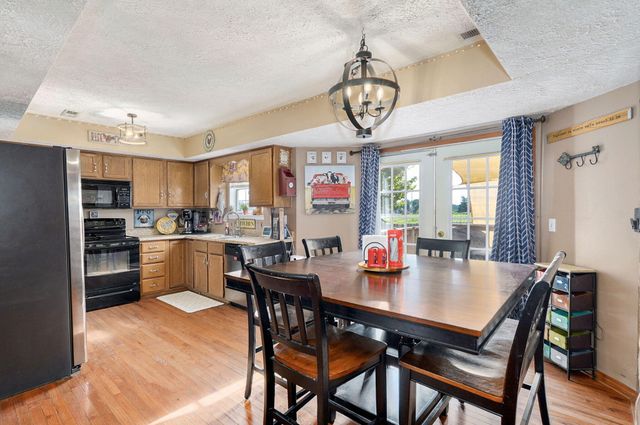 5361 South Aaron Avenue, Springfield, MO 65810