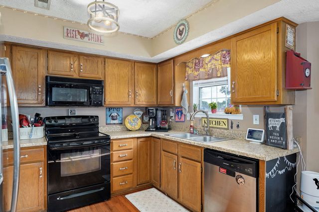 5361 South Aaron Avenue, Springfield, MO 65810