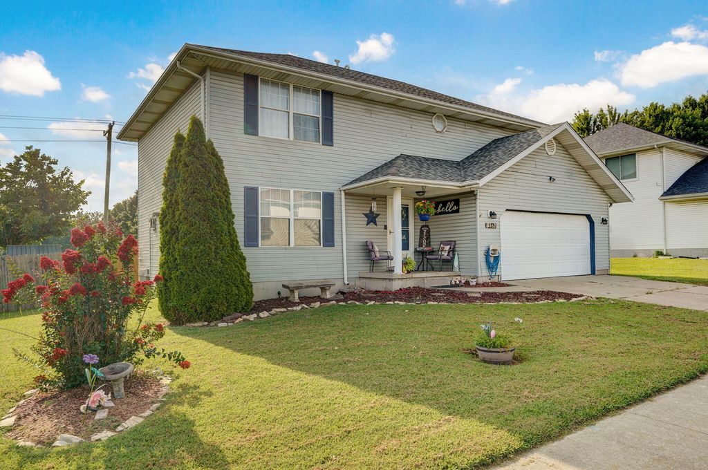 5361 South Aaron Avenue, Springfield, MO 65810