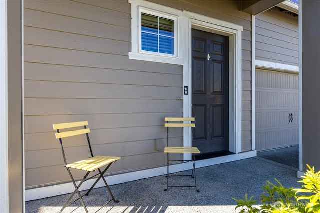 19206 18th Ave Court E, Spanaway, WA 98387