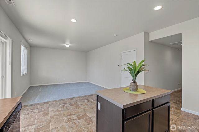 19206 18th Ave Court E, Spanaway, WA 98387
