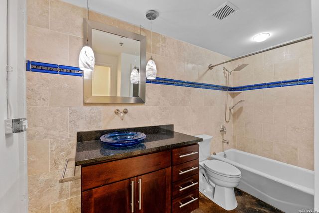 1339 S Flores St Ste 202, San Antonio, TX 78204