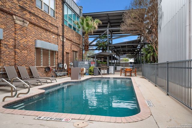 1339 S Flores St Ste 202, San Antonio, TX 78204