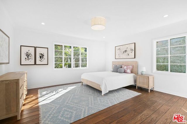 201 S Bristol Avenue, Los Angeles, CA 90049