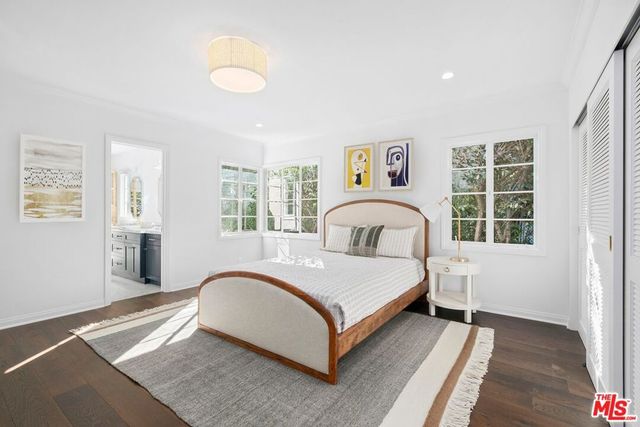 201 S Bristol Avenue, Los Angeles, CA 90049