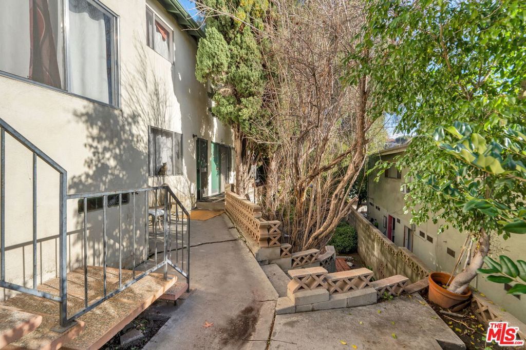 2241 Ewing Street, Los Angeles, CA 90039 — exterior