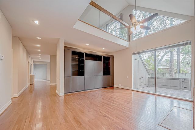 316 Litchfield Lane, Houston, TX 77024