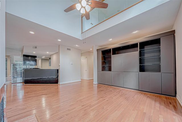 316 Litchfield Lane, Houston, TX 77024