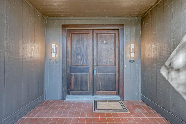 316 Litchfield Lane, Houston, TX 77024