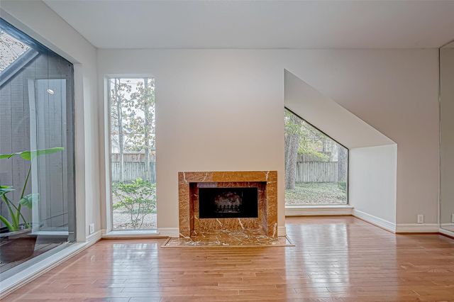 316 Litchfield Lane, Houston, TX 77024