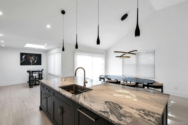 304 Aerie Court, Manhasset, NY 11030