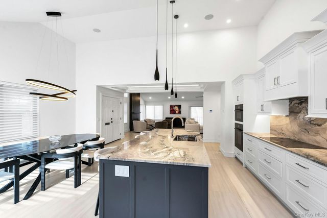 304 Aerie Court, Manhasset, NY 11030