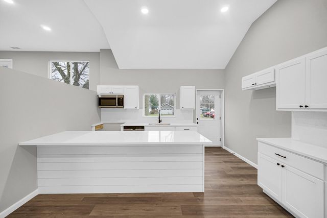 901 E 850 S, Hamlet, IN 46532