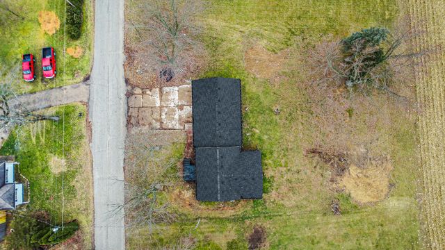 901 E 850 S, Hamlet, IN 46532