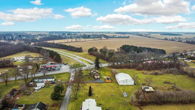 901 E 850 S, Hamlet, IN 46532