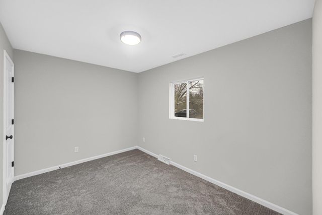 901 E 850 S, Hamlet, IN 46532