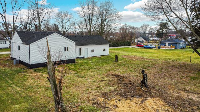 901 E 850 S, Hamlet, IN 46532