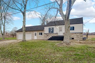 901 E 850 S, Hamlet, IN 46532