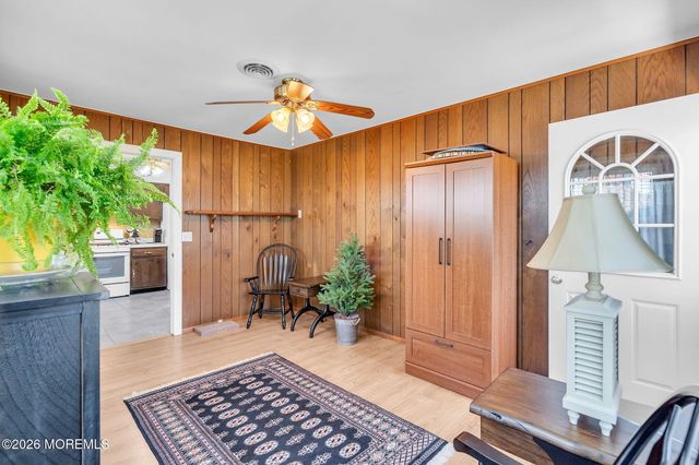 115 Langley Court, Toms River, NJ 08757