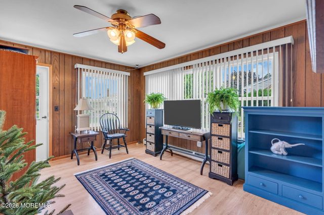 115 Langley Court, Toms River, NJ 08757