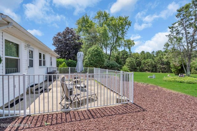 115 Langley Court, Toms River, NJ 08757