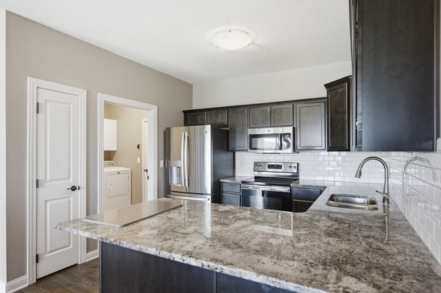 2420 3rd Avenue SE, Altoona, IA 50009
