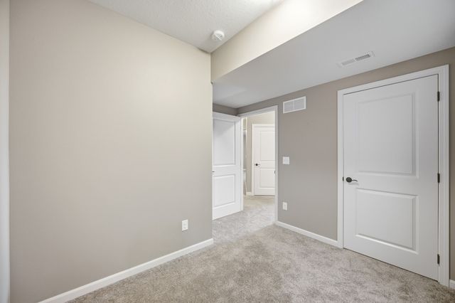 2420 3rd Avenue SE, Altoona, IA 50009