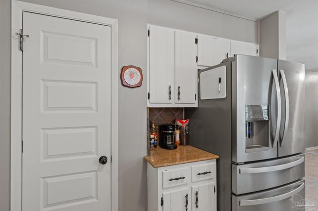 5236 Dellran Dr, Pace, FL 32571