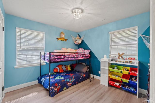 5236 Dellran Dr, Pace, FL 32571