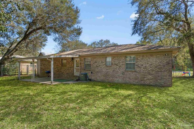 5236 Dellran Dr, Pace, FL 32571