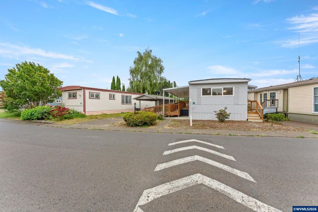 570 N 10th Av 6, Cornelius, OR 97113