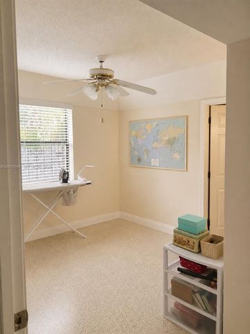 4825 SW 111th Avenue, Miami, FL 33165