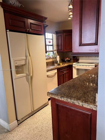 4825 SW 111th Avenue, Miami, FL 33165
