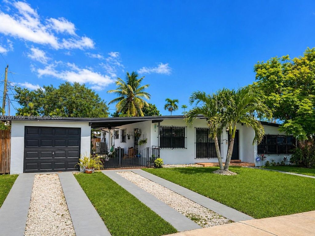 4825 SW 111th Avenue, Miami, FL 33165