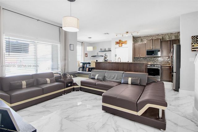 3455 NE 1st St, Homestead, FL 33033