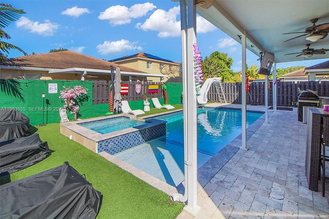 3455 NE 1st St, Homestead, FL 33033