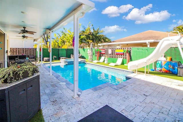 3455 NE 1st St, Homestead, FL 33033