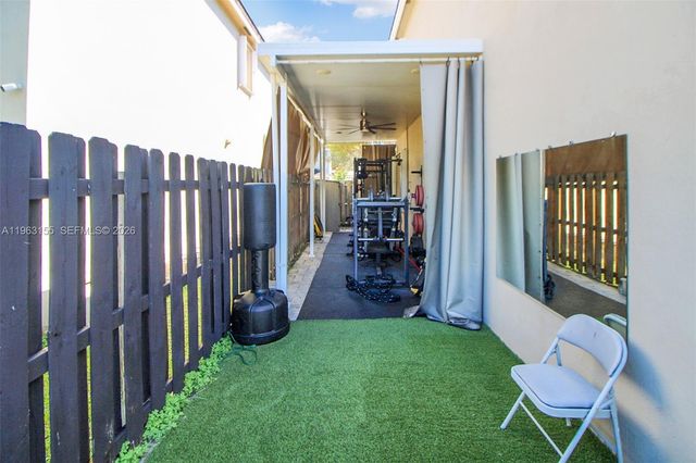 3455 NE 1st St, Homestead, FL 33033