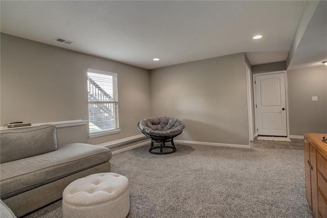213 NE Hannah Court, Grain Valley, MO 64029