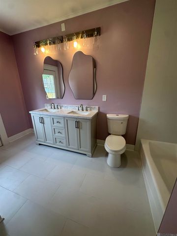 1828 Cloverdale Ave, Baton Rouge, LA 70808