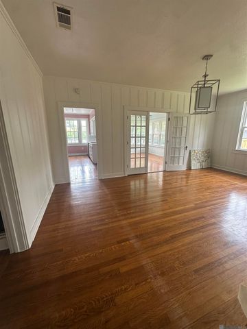 1828 Cloverdale Ave, Baton Rouge, LA 70808