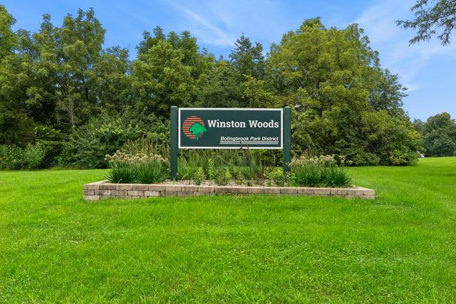 620 Olive Place, Bolingbrook, IL 60440