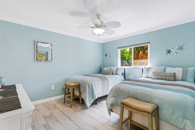 402 CIRCLEWOOD DRIVE H2-4, Venice, FL 34293