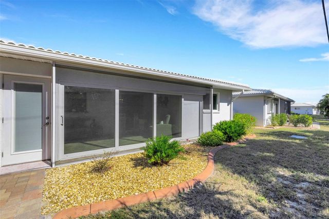 402 CIRCLEWOOD DRIVE H2-4, Venice, FL 34293